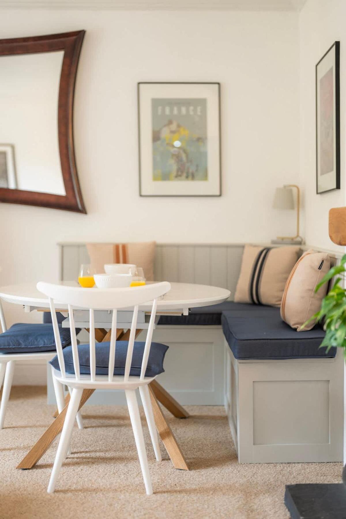 The Mews Flat, Near Clifton Suspension Bridge *